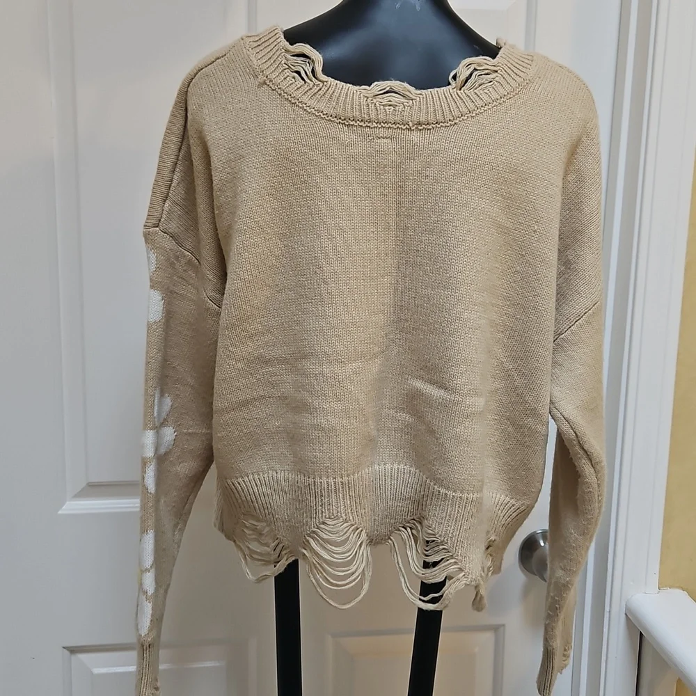 MISS SPARKLING Tan Sweater with Floral Daisy Design - L